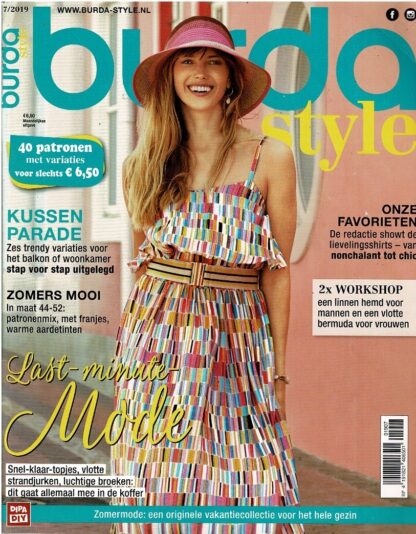 Burda Style 7/2019 patroonbladen zitten vastgeniet