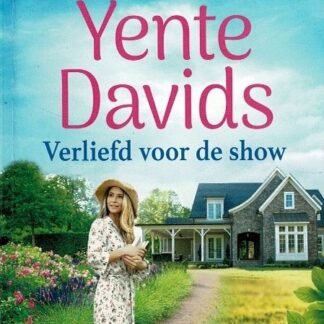 HQN Roman 260: Verliefd voor de show / Yente Davids