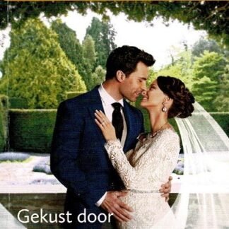 Bouquet 4445: Gekust door de miljardair / Michelle Smart