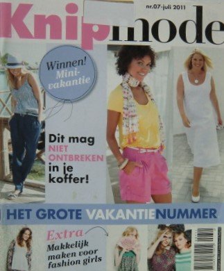 Knip Mode juli 2011 (de raderbladen zitten er los in)