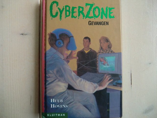 CyberZone: Gevangen / Huub Hovens (AVI E7 ; Harde kaft)