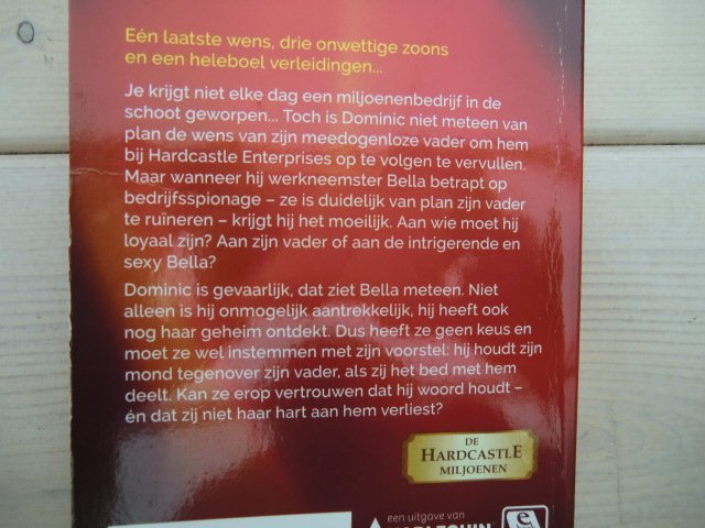 Intiem 2116: Knap en gevaarlijk / Jennifer Lewis