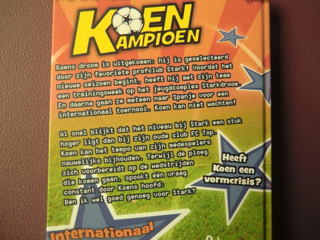 Koen kampioen gaat internationaal / Fred Diks (AVI Plus ; Harde kaft)