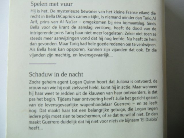 Black Rose 47: Spelen met vuur / Loreth Anne White / Schaduw in de nacht / Cynthia Eden