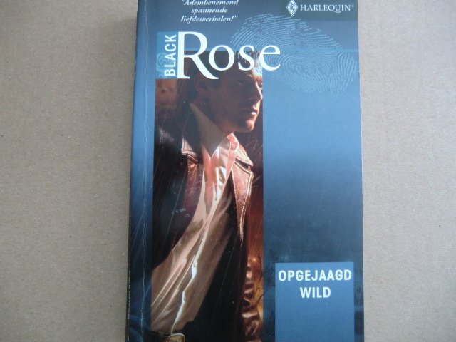 Black Rose 112: Opgejaagd wild / Dani Sinclair