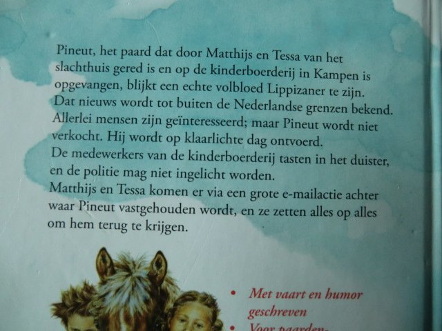 Paard ontvoerd / Corien Oranje (AVI 9; harde kaft)