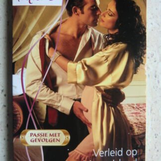 Intiem 2042: Verleid op Moon Island / Maya Banks