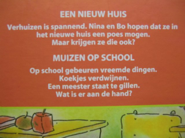 Een nieuw huis / Muizen op school / Betty Sluyzer (AVI 4; Harde kaft)