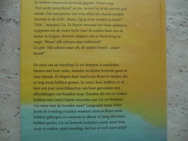 Met de honden mee, olé! / Nynke Klompmaker (AVI 8 ; Harde kaft)