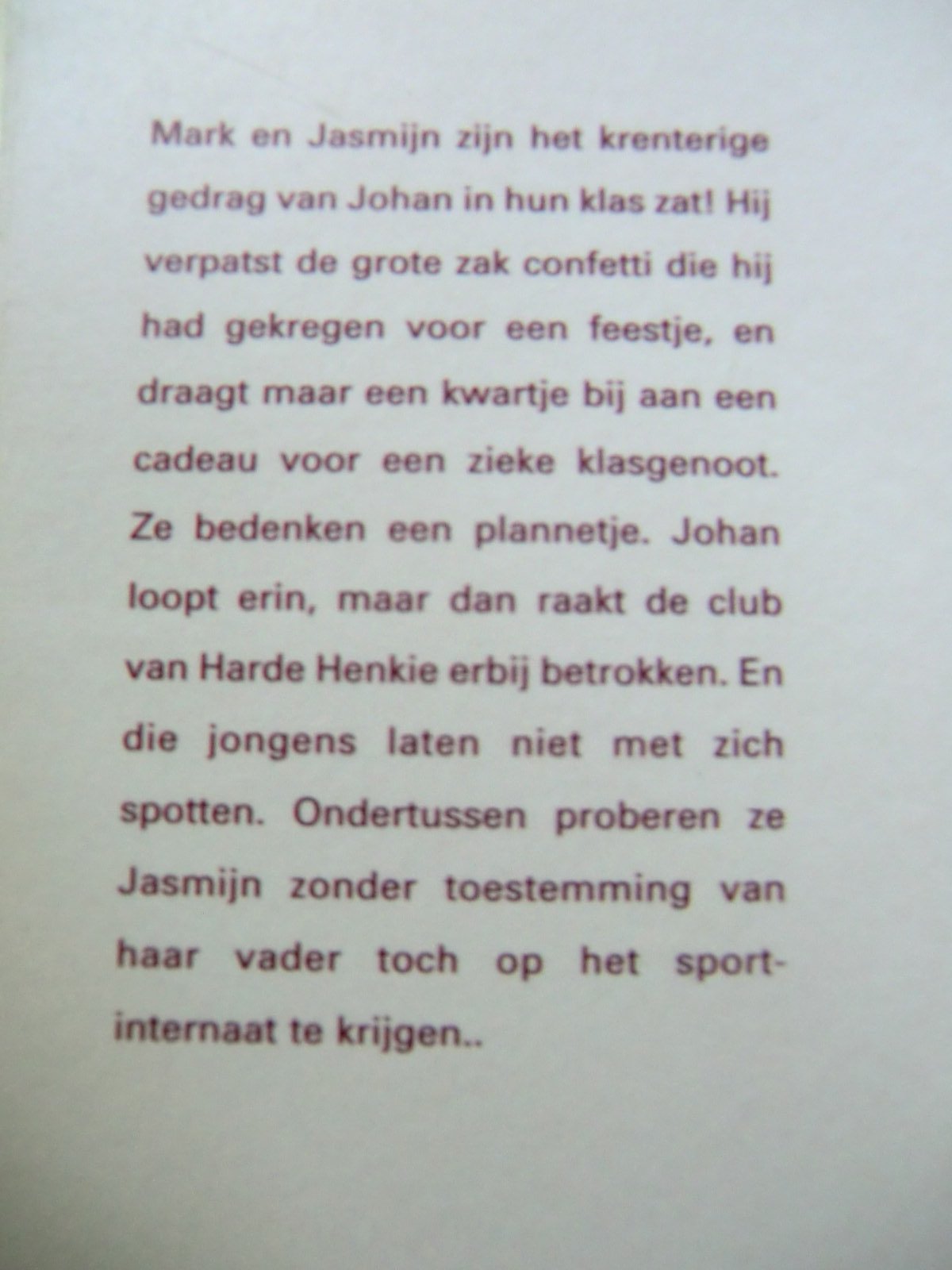 Confetti conflict / Carry Slee ( AVI 9 ; Boektoppers ; zachte kaft )