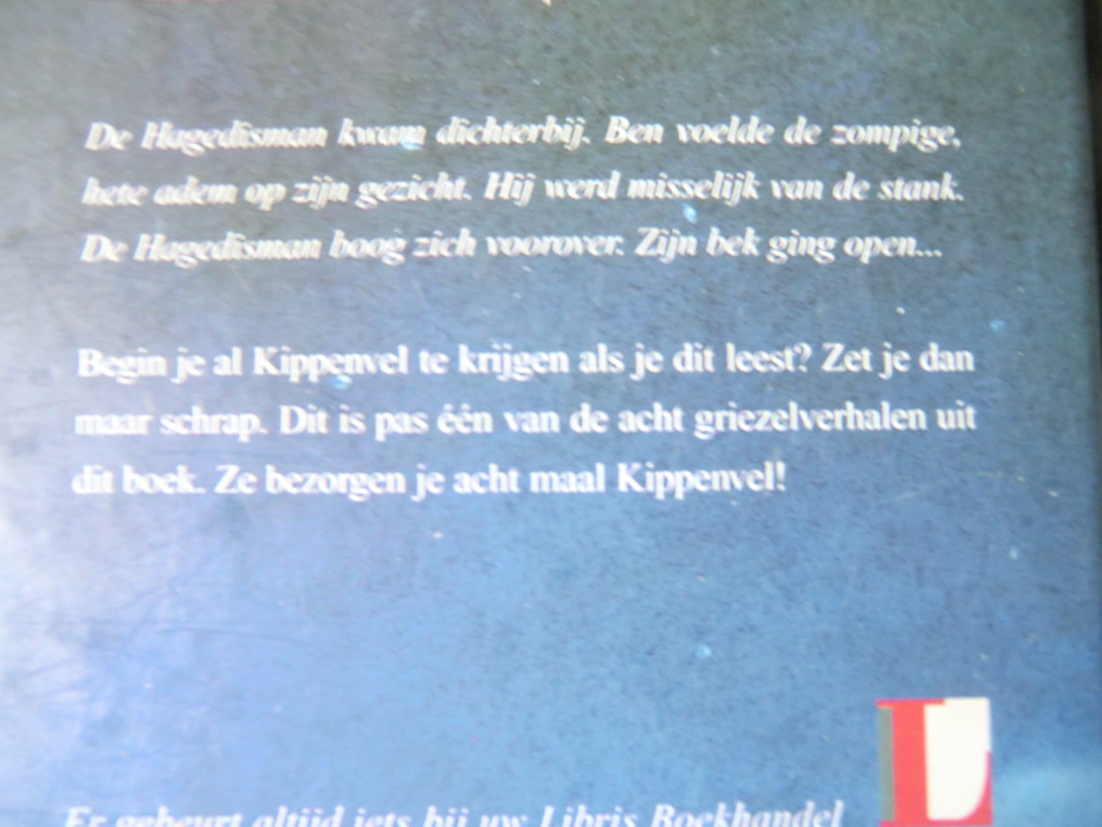 Kippenvel 8X / R.L. Stine ( AVI 9 ; harde kaft )