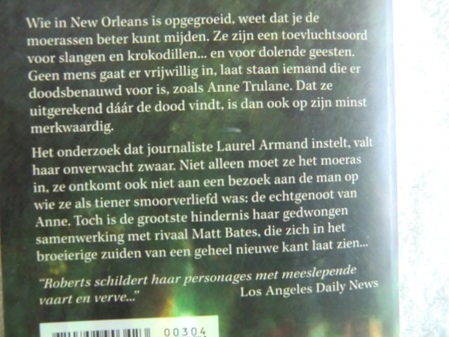 Nevels in de nacht / Nora Roberts