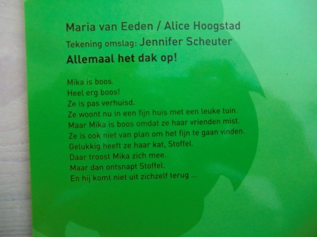 Allemaal het dak op! / Maria van Eeden (Leesleeuw; AVI E4 ; zachte kaft)