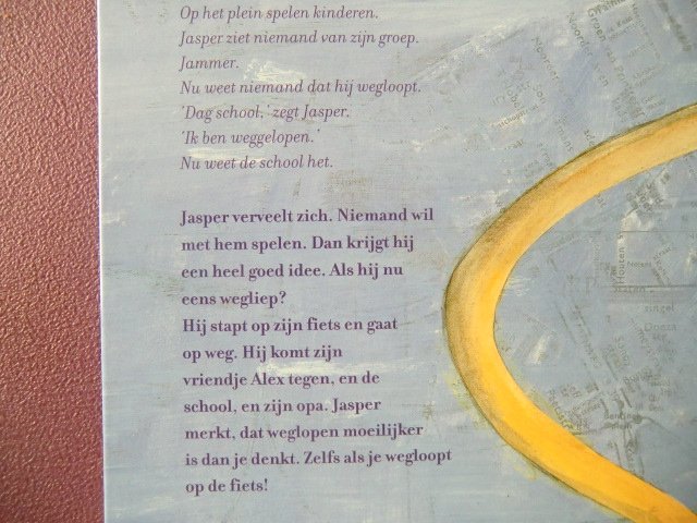 Ik loop weg op de fiets / Marieke Roggeveen (AVI E4; harde kaft)