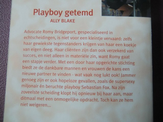 Bouquet 2552: Playboy getemd / Ally Blake