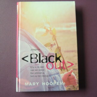 Black out / Mary Hooper (Harde kaft)