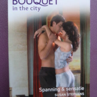 Bouquet Extra 327: Spanning & sensatie / Susan Stephens; Flirten onder de sterren / Amy Andrews