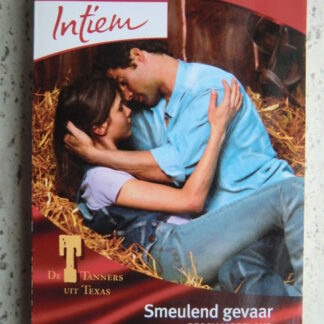 Intiem Extra 249: Smeulend gevaar / Peggy Moreland ; In het maanlicht / Jennifer Lewis